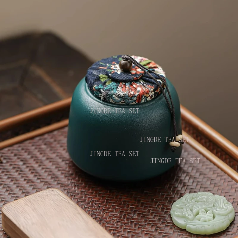 Small ceramic tea can, portable for office and home use, green tea Longjing tea moisture-proof sealed storage can