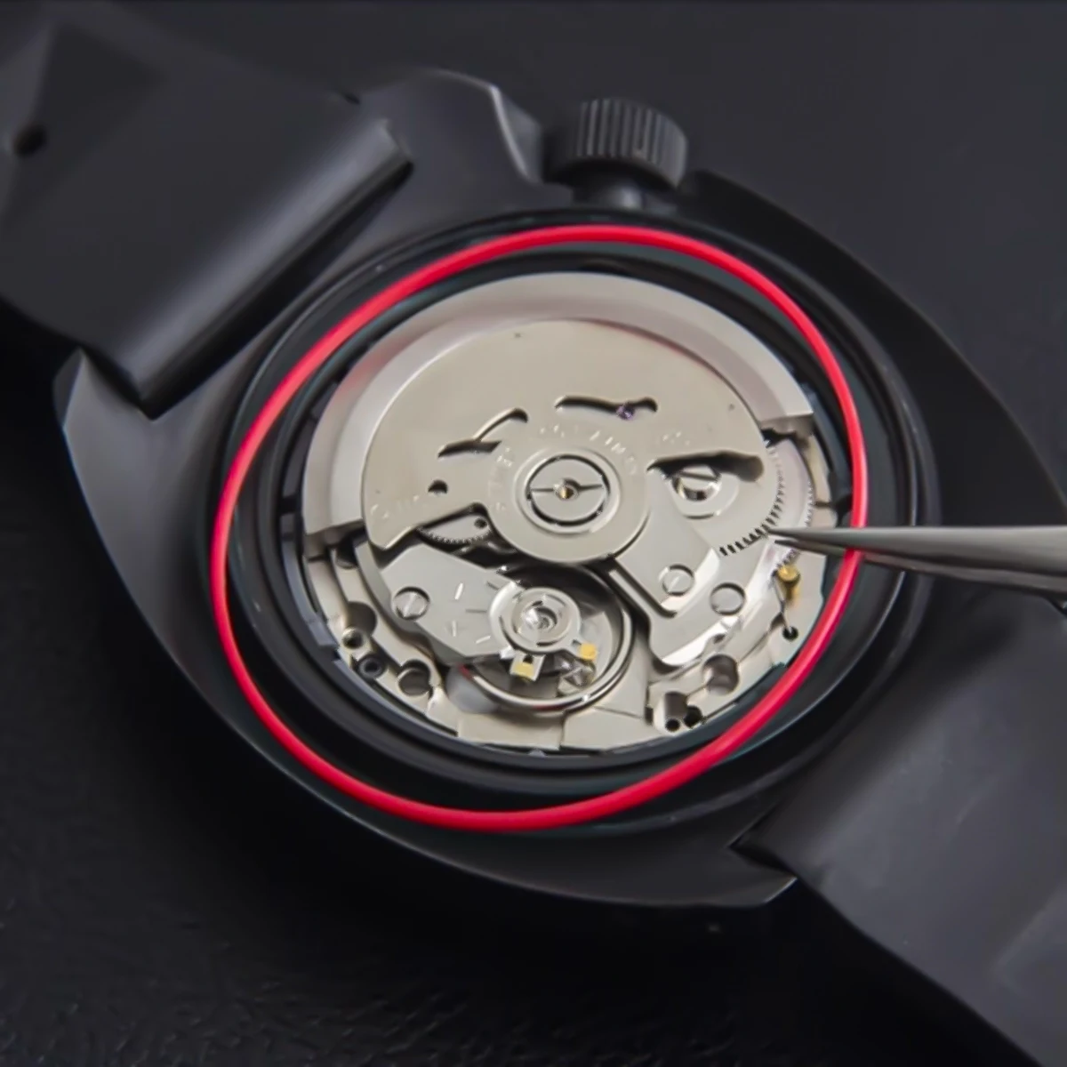 Vibrant Red Watch Case Back Gasket - 0.6mm Thick, 27.5-38.5mm O-Ring