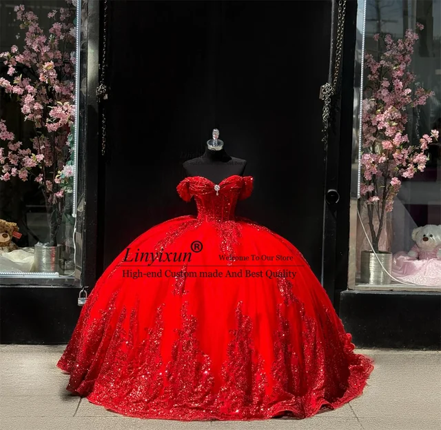 Abito da ballo rosso abito Quinceanera pizzo scintillante Applique