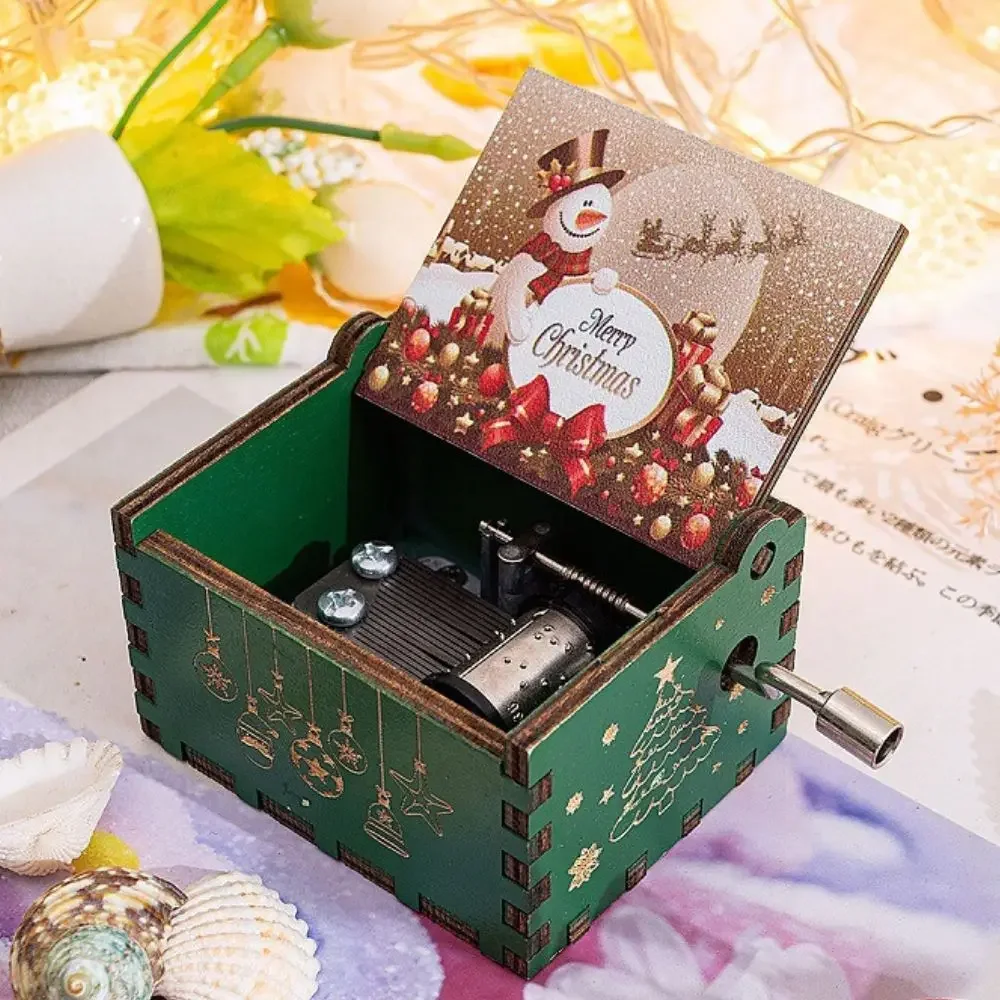 Hot Christmas Theme Music Box Green Carving Wooden Hand Crank Music Box Santa Claus Home Decor New Year Christmas Gift 2