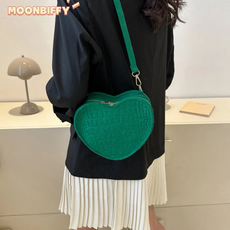 Fashion Vintage Heart Women Handbags Luxury Designer Handbag Heart Bags for Women Women's Shoulder Messenger 2023 Trend 3