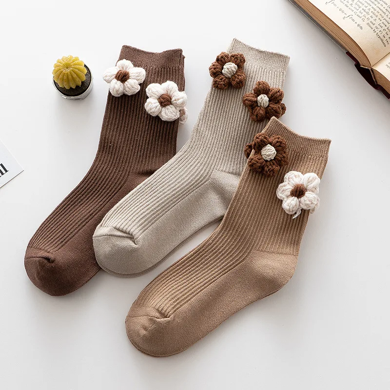 

Flowers Women Socks Female Fashion Sweet and Cute All-match Medium Tube Socks Ladies Socks