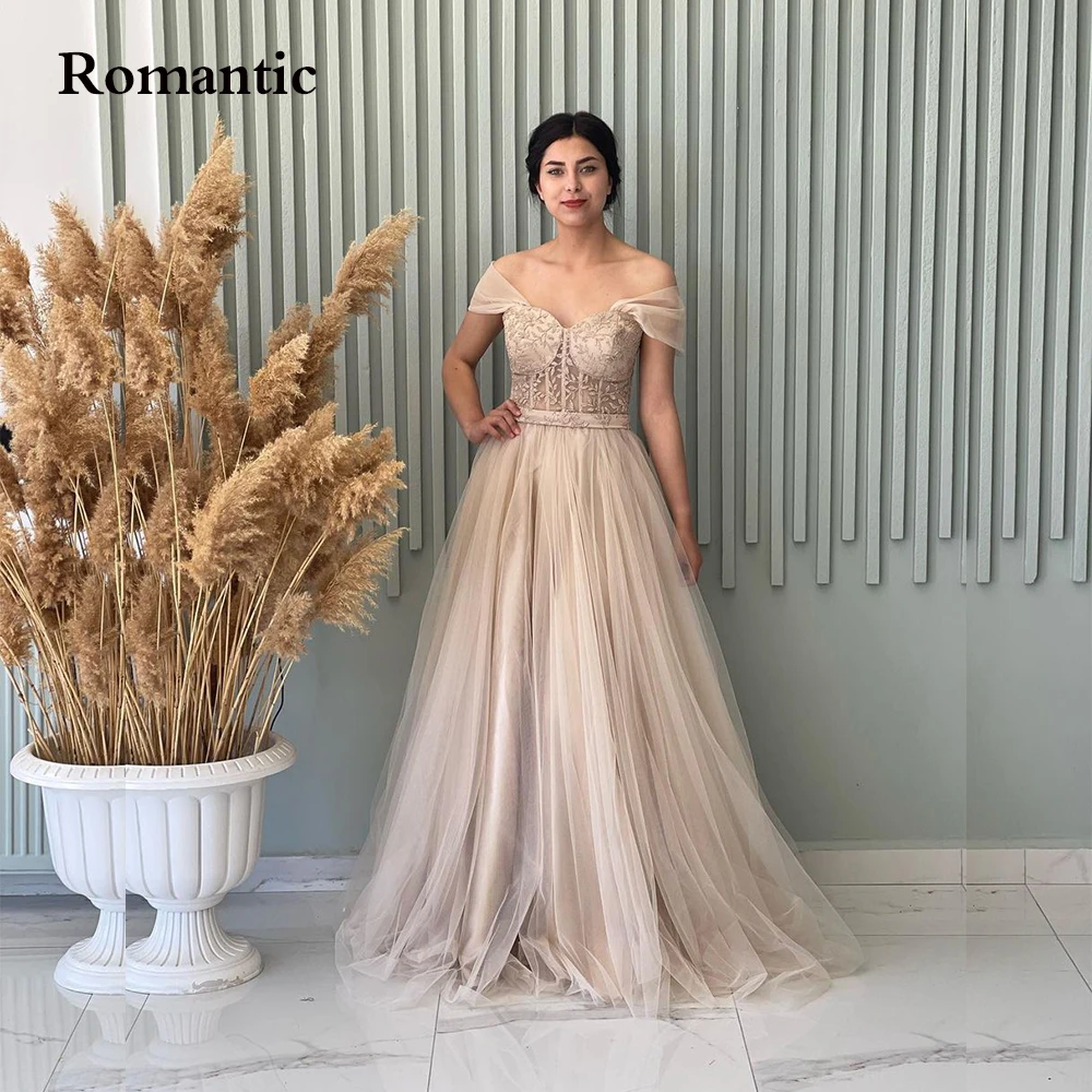 

Romantic Soft Tulle Evening Dress V-Neck Sweetheart Vestidos De Fiesta With Sleeves Off The Shoulder Lace Appliques Prom Gowns