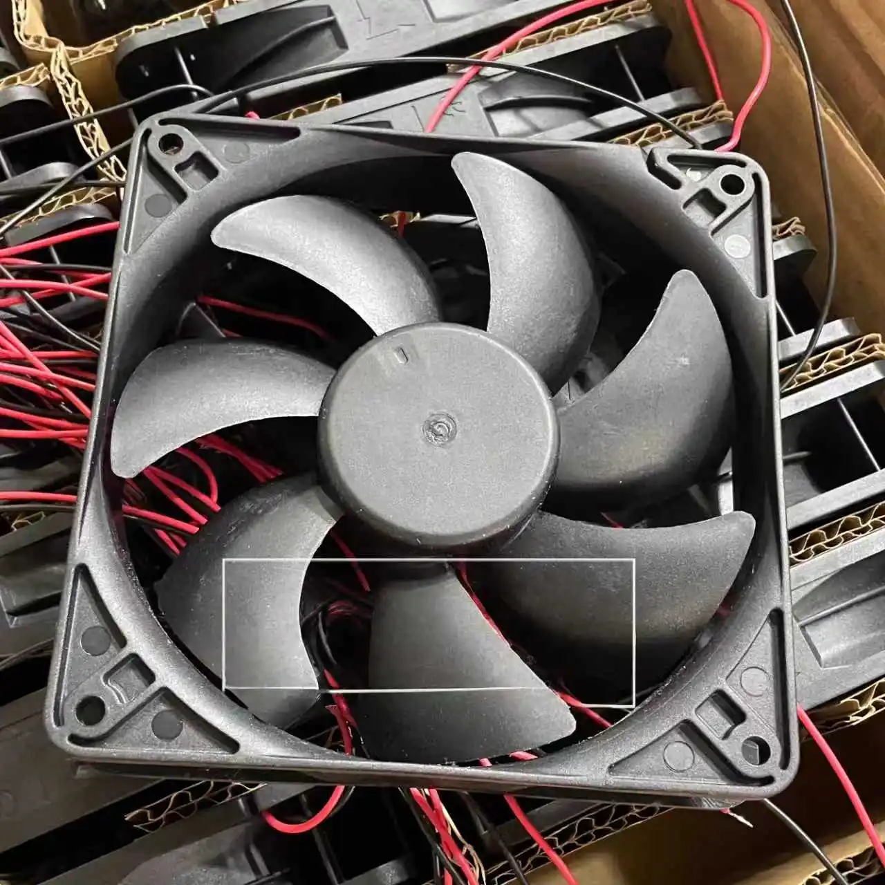 SUNON EEC0252B3-000C-A99 120x120x25mm DC 팬 - 인버터/서버/PC 냉각용 24V 2W 2200RPM 75CFM 볼 베어링