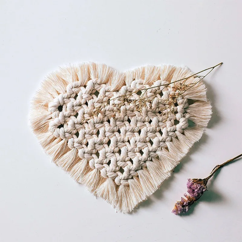 Рисунок 3 - Хлопковая оплетка подставка ручной работы