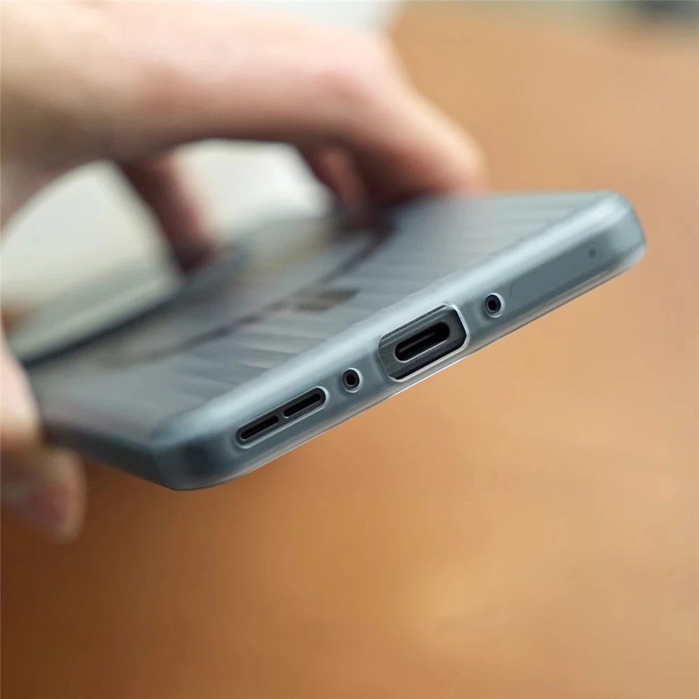 Luxury Matte Clear Corrugated Phone Case with Magnetic Slim Cover