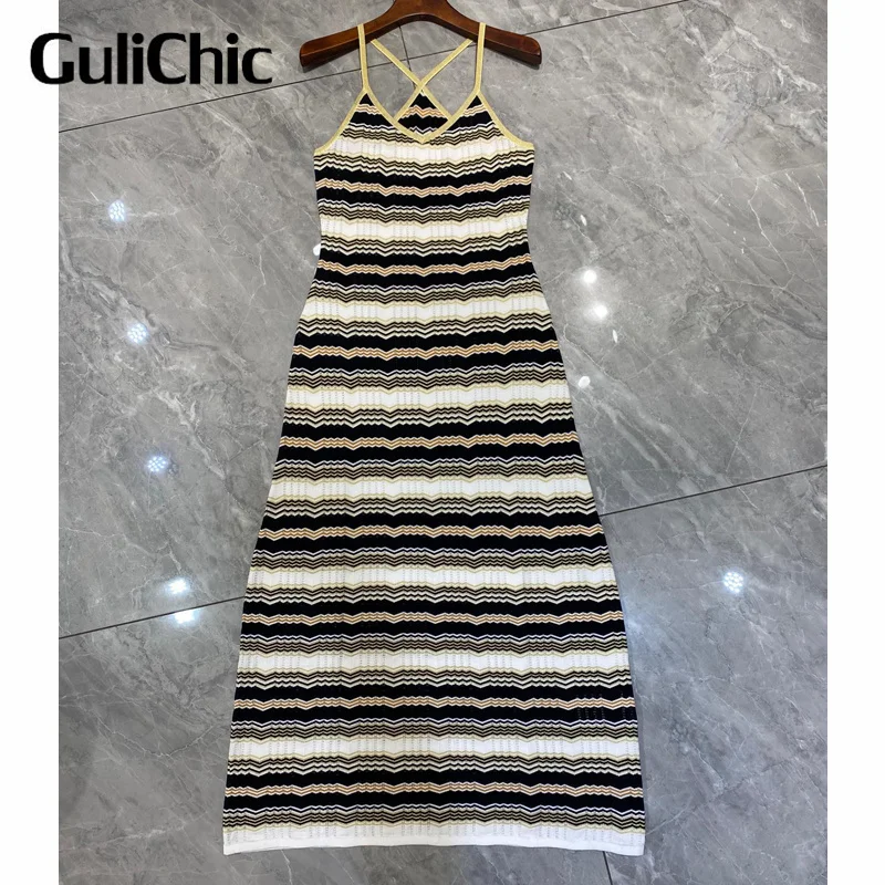 

8.25 GuliChic Women Elegant Fashion Contrast Color Zigzag Sexy V-Neck Spaghetti Strap Slim Knitted Long Dress