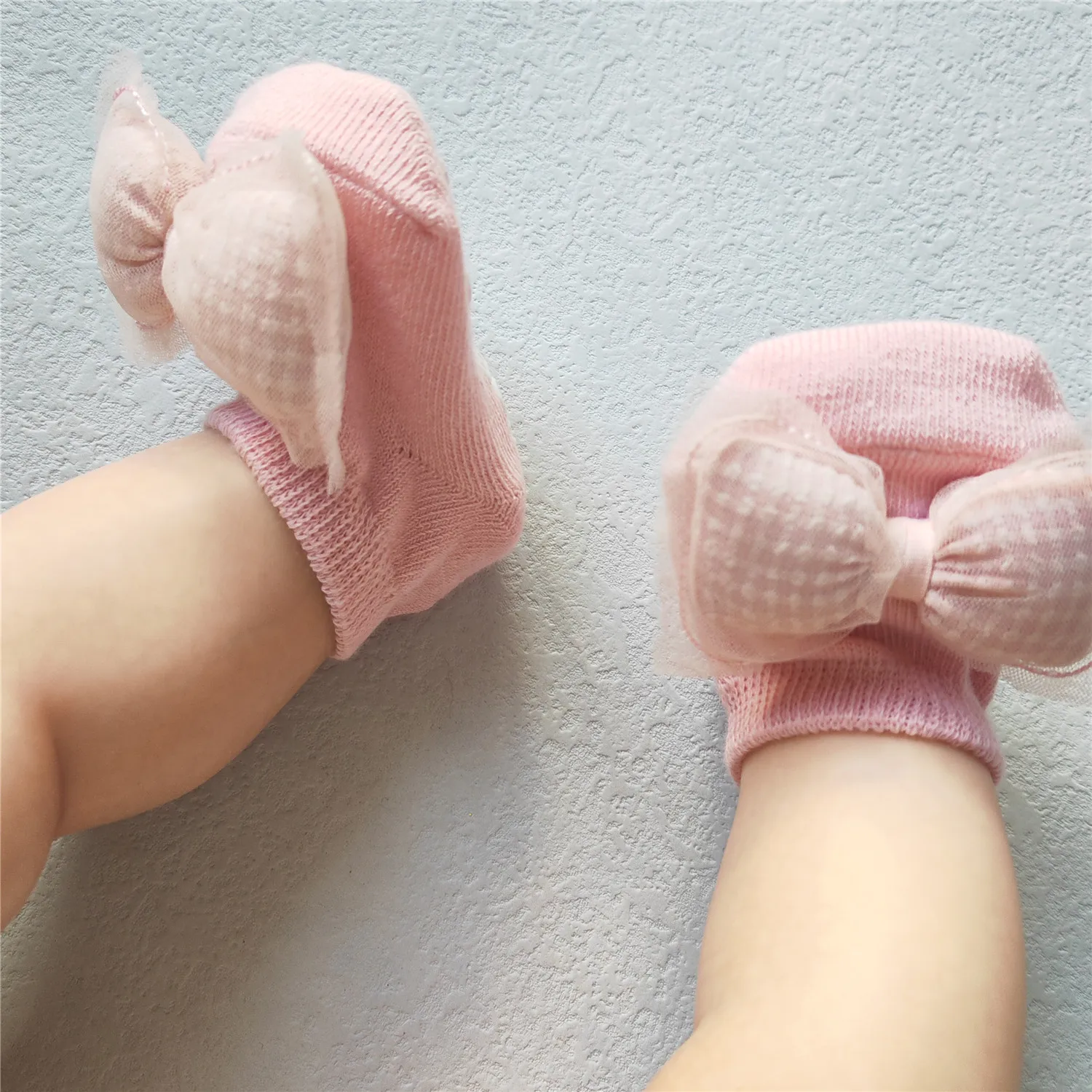 Ensemble 2 pièces bandeau et chaussettes pour bébé fille