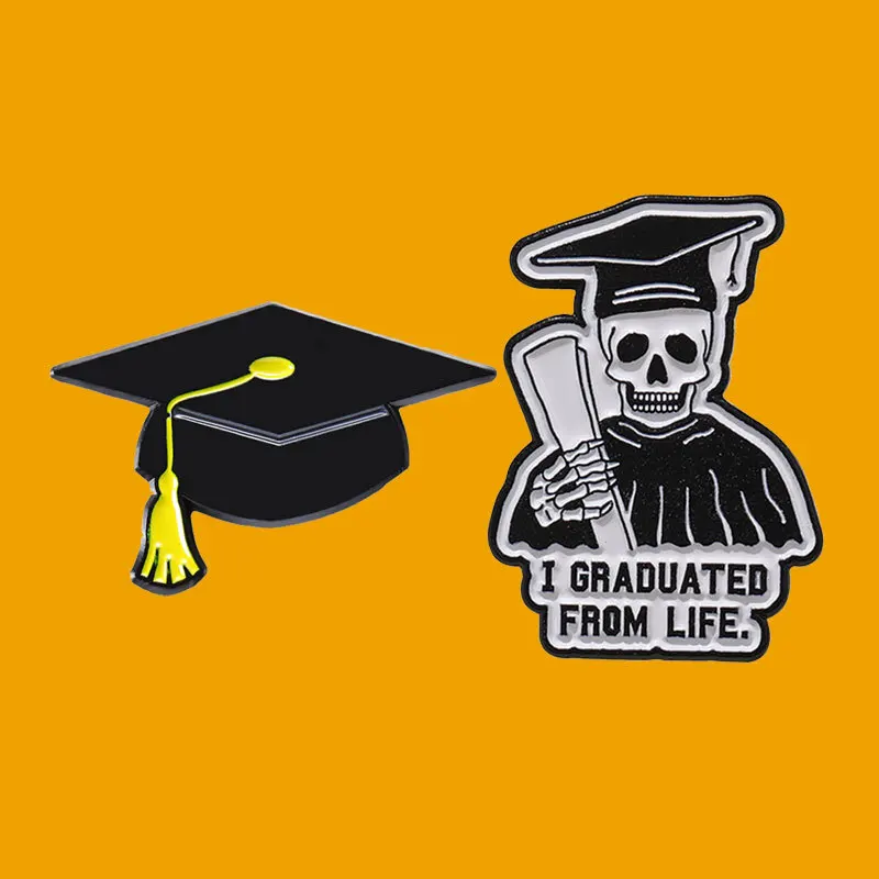 Женская/Мужская брошь в виде черепа или шляпы, с маленьким животным