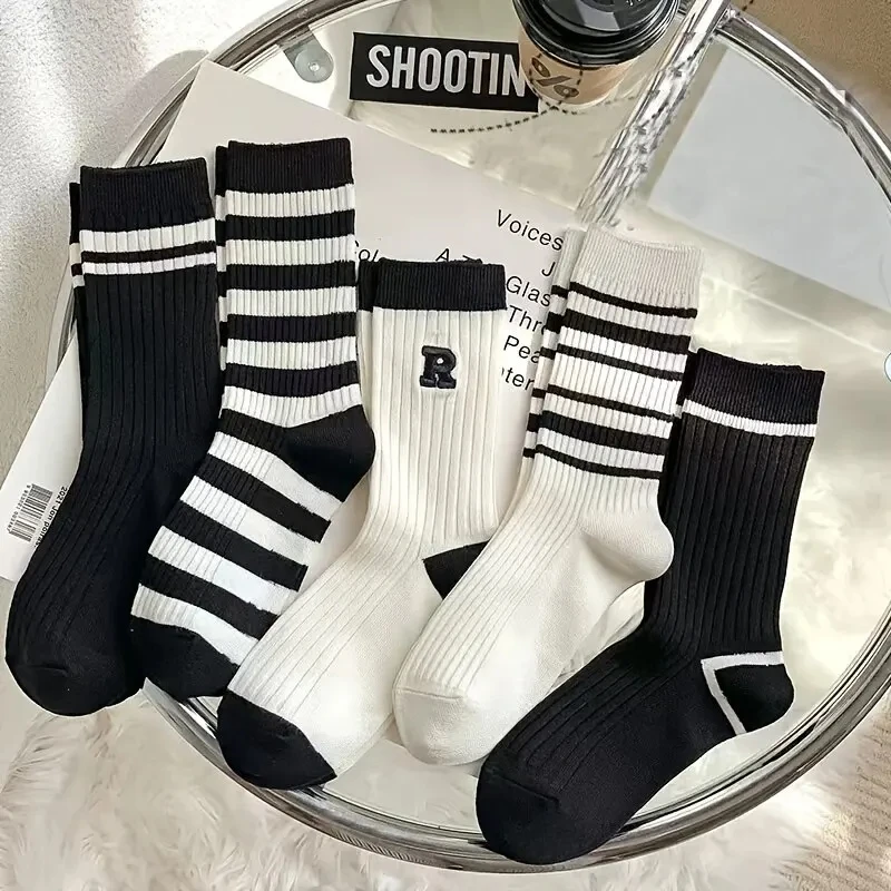Sports Socks 5pairs Combed Embroidered Letter Big R College Style Women's Socks