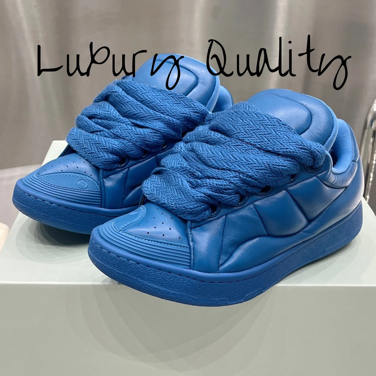 New Men's Women's Sports shoes Thick Tongue Design Solid Color Leather Upper Hip-hop Casual Shoes