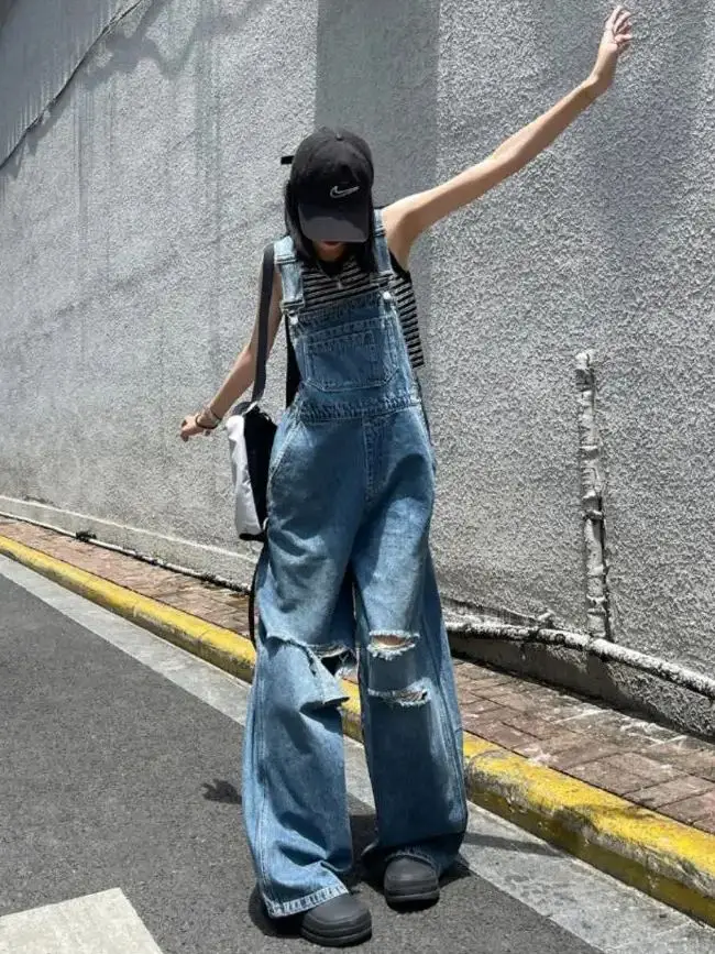 Denim Braces trousers Hole Wide Leg Overalls Women Streetwear Y2K One Pieces Suspender Pants Korean Baggy Strap Jeans Trousers