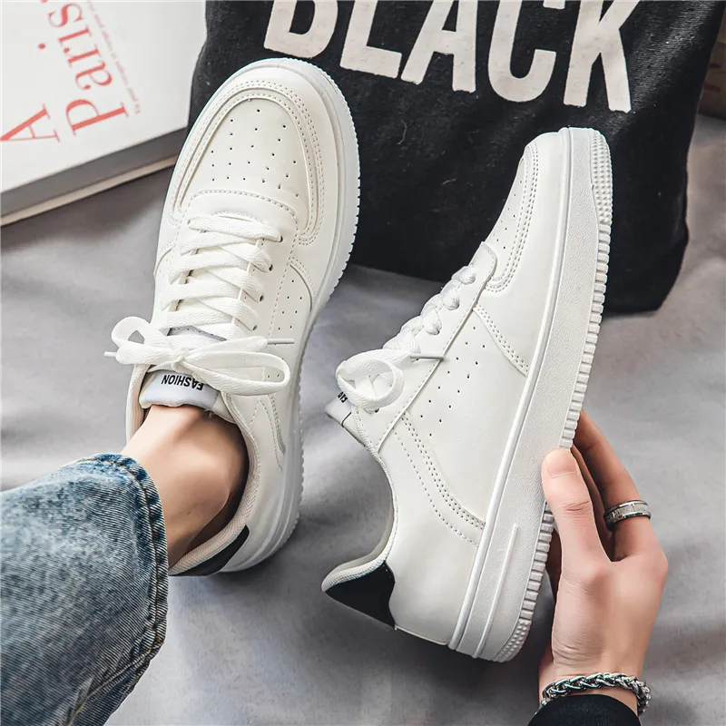 Little White Shoes men sneakers Mens Summer Soft Leather Breathable Teen Casual Versatile Lace-up Student Pure White Sneaker