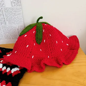 Snow Cap Men Women Strawberry Crochet Hat Handmade Floral Portable Knitted Cute Vintage Flower Crochet Bucket Hat Skiing Women 1
