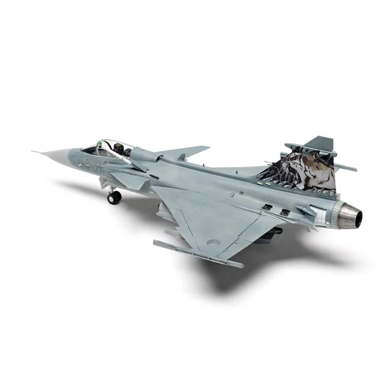 キティホーク 組み立て済み航空機モデルキット KH80117