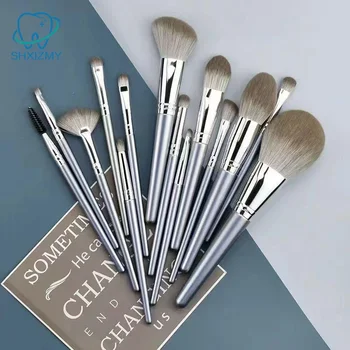 Set di pennelli per trucco ultra morbidi da 14 pezzi Pennello per ombretto in polvere sciolta per viso intero con setole morbide Pennello cosmetico professionale