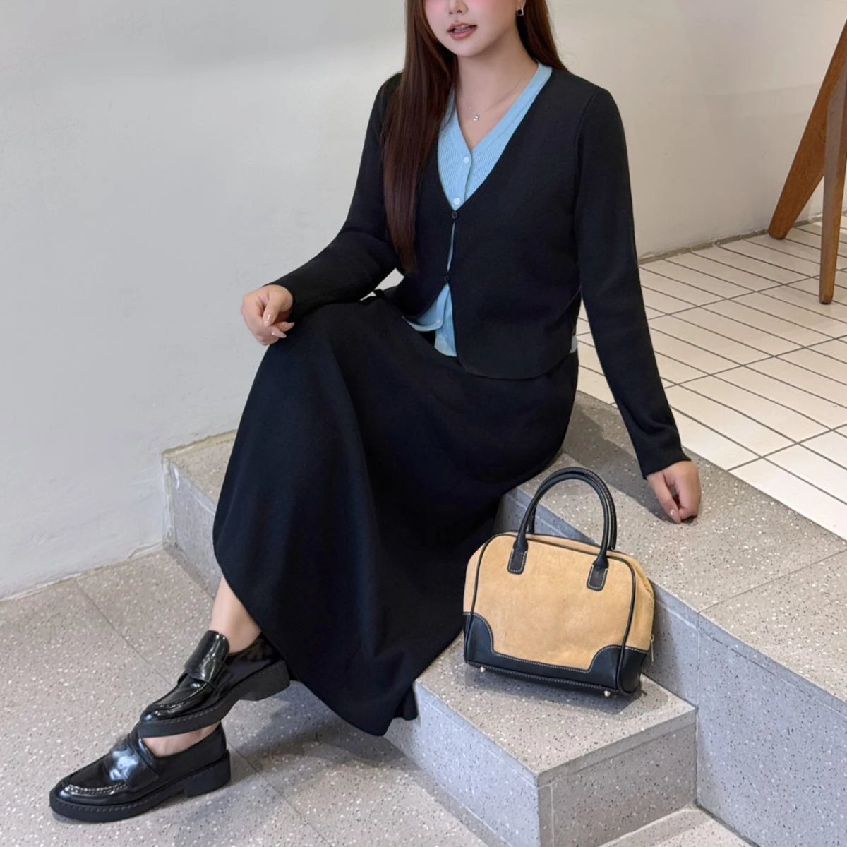 XXXXL Fashion Plus Size Women Cardigans Premium Fake Two Pieces V-neck Knitted Color Block Thick Sweaters In Winter 9295