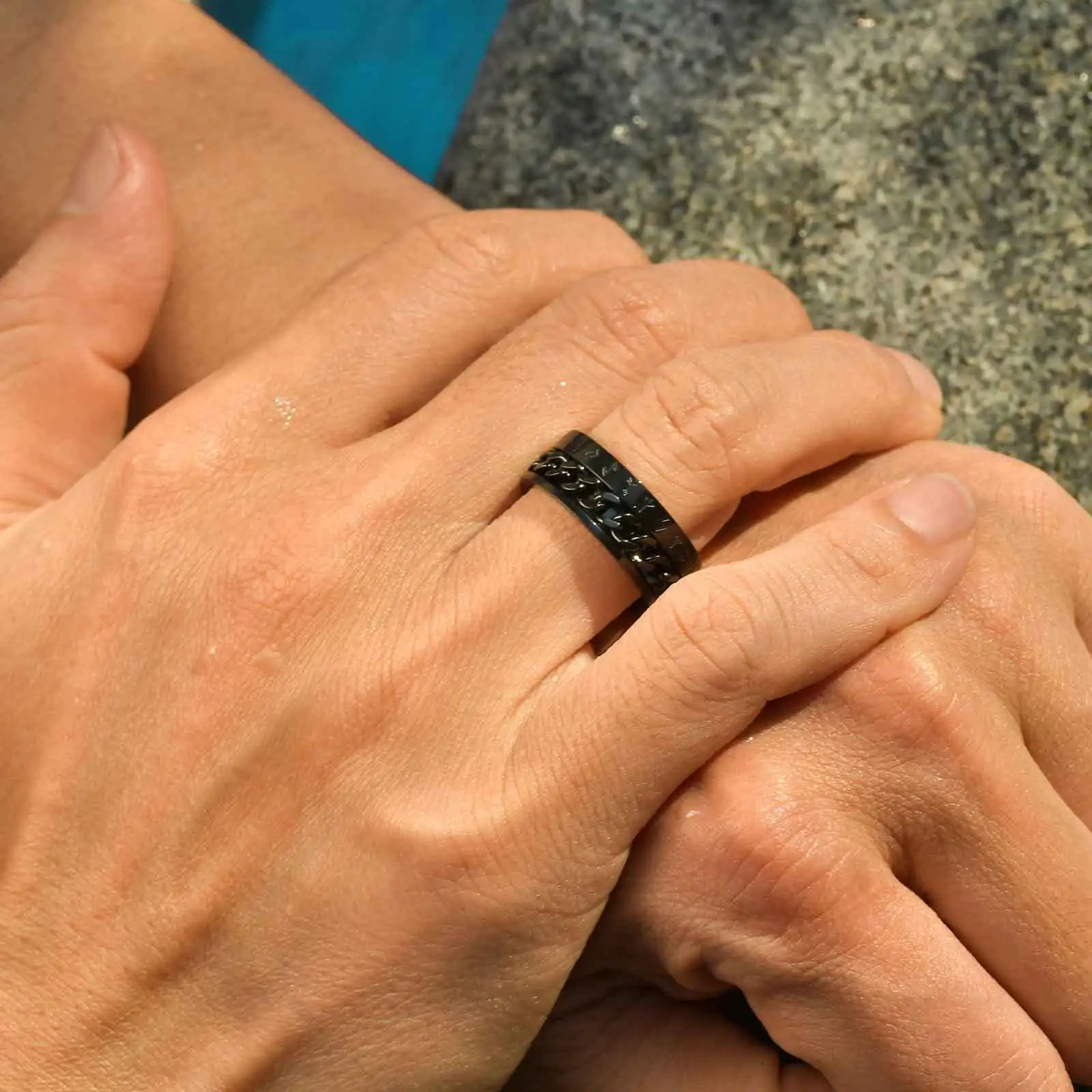 Viking Rune Chain Spinner Ring for Men,Stainless Steel Rotatable Ring,Vintage Norse Stress Relief Jewelry Gift