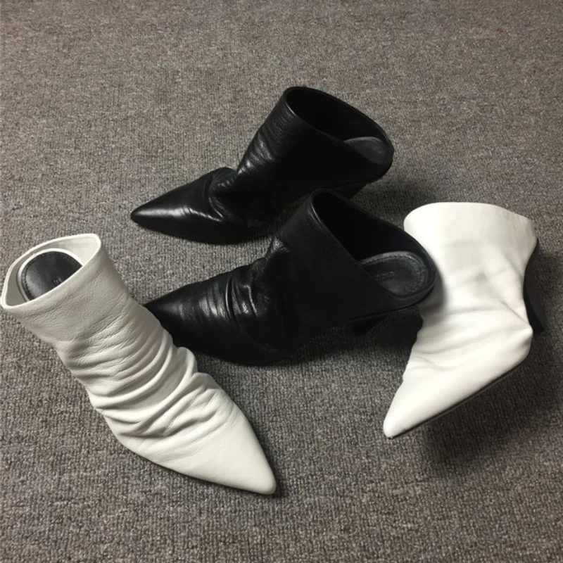 

Comfortable Fetal Calf Leather Shaped Heel Muller Shoes for Women