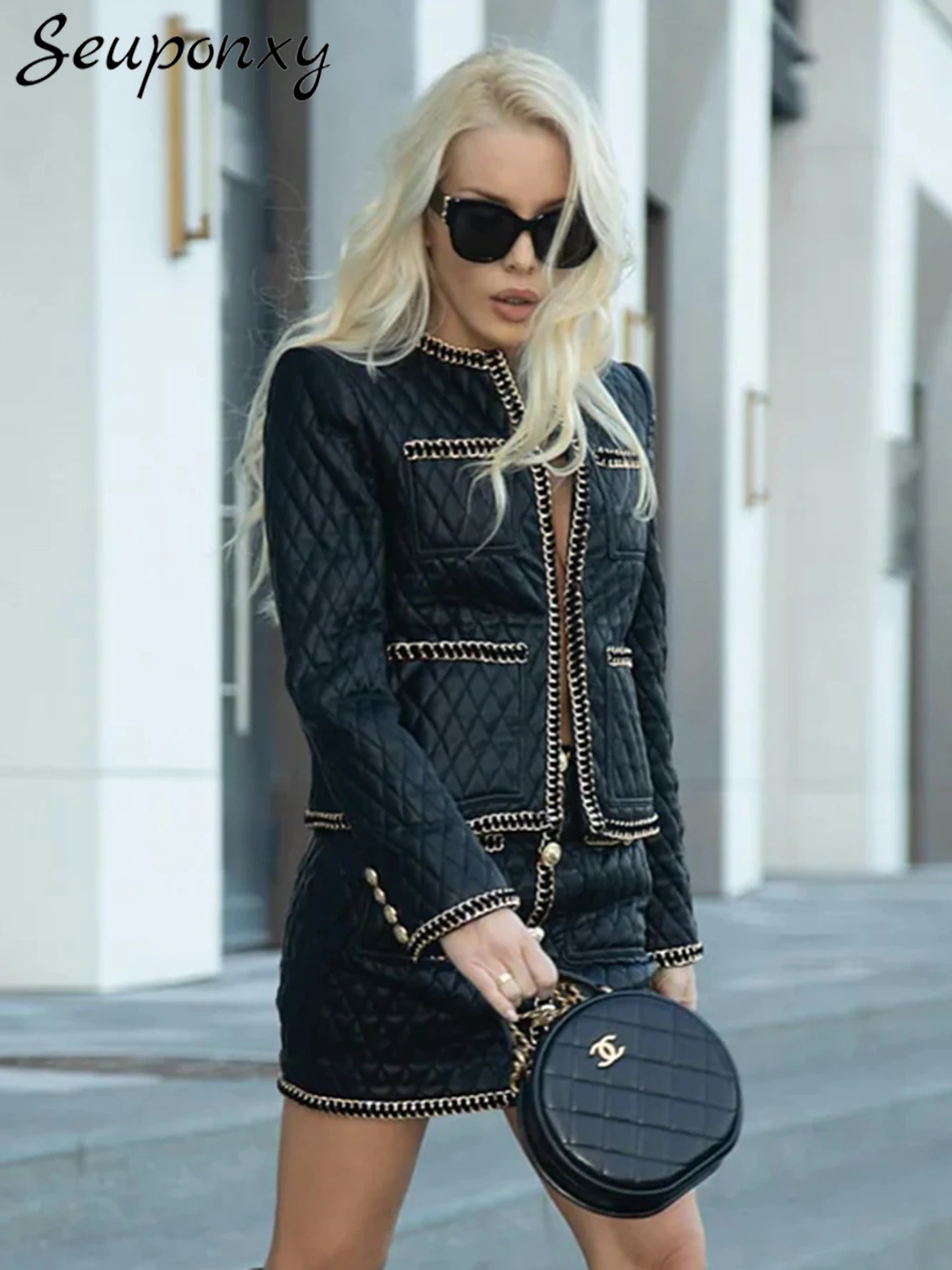 

Женская облегающая куртка из ПУ кожи, черная приталенная куртка с круглым вырезом и длинным рукавом, кардиган с цепочкой, пальто для осени и зимы, 2023