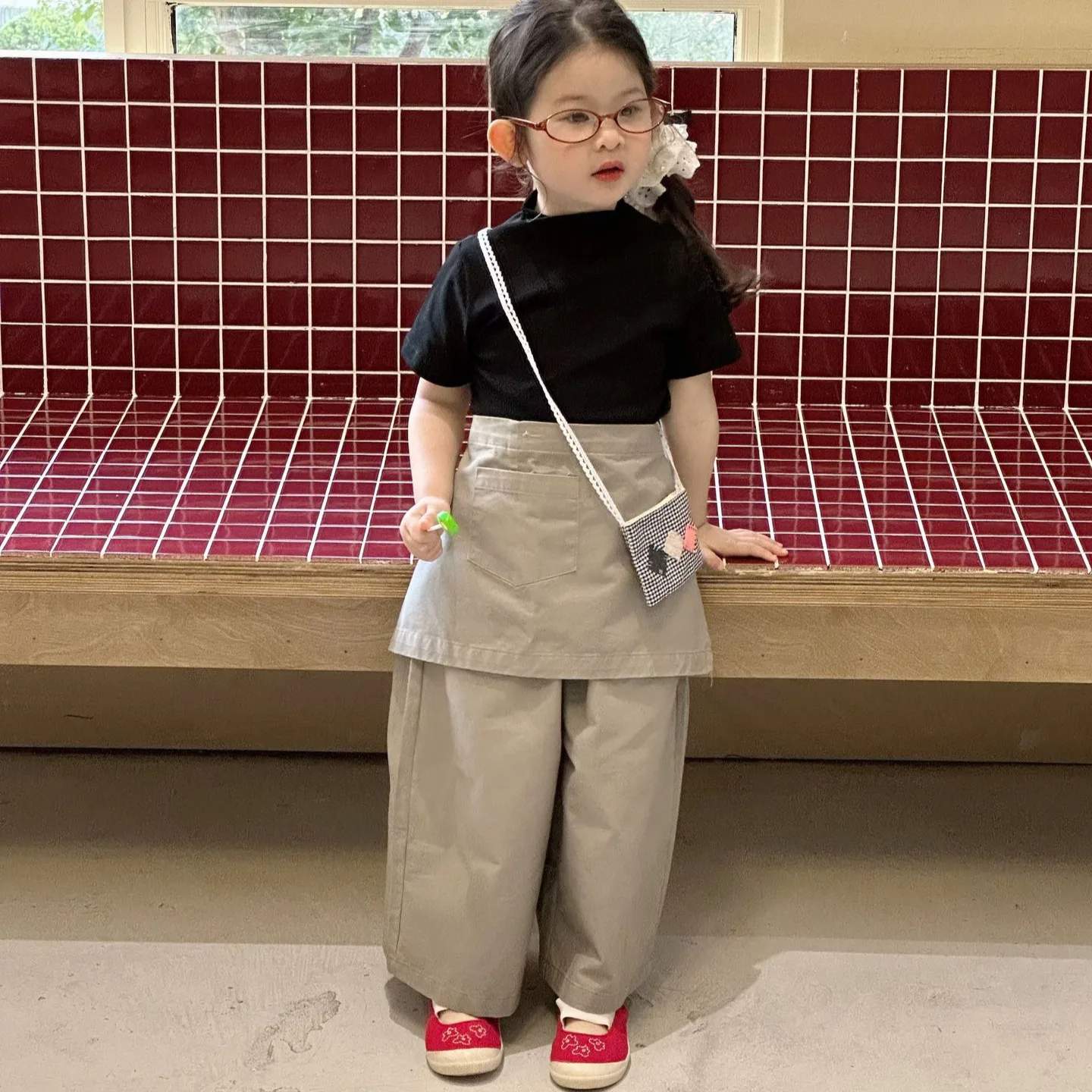 2025 sommer Neue Kinder Kleidung Koreanische Mädchen Solide High Neck Kurzarm T-shirt Kinder Modische T-shirt