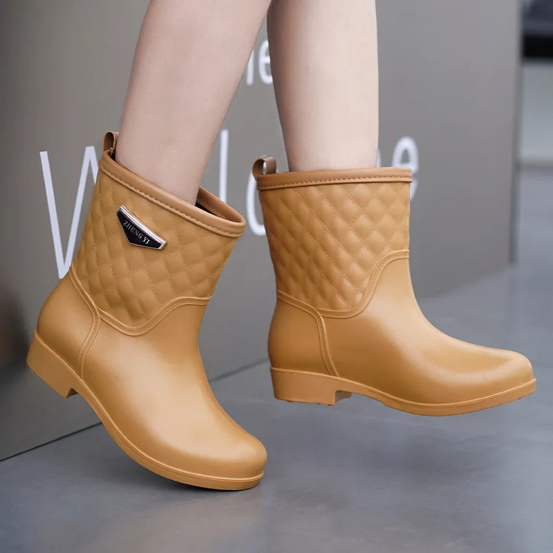 Women New Non-slip Rain Boots Mid-calf Female PVC Rainboots Waterproof Outdoor Woman Water Shoes Wellies Boots
