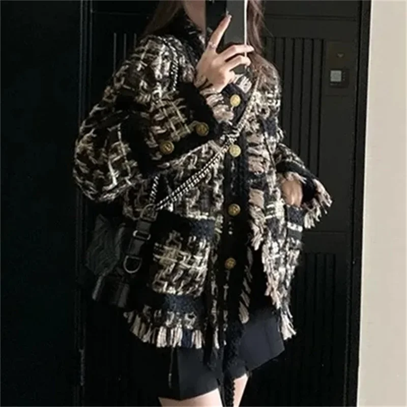 2023 New Fashion Simple and Versatile Heavy Industry Black Gold Woven Tassel Thickened Small Fragrant Coat with Advanced Sense