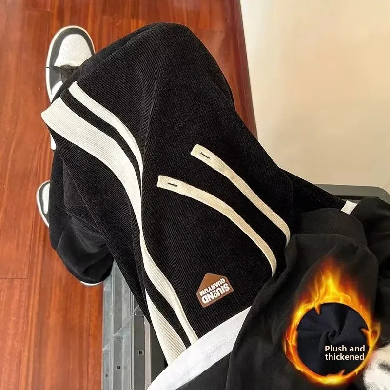 Black color fleece-lined