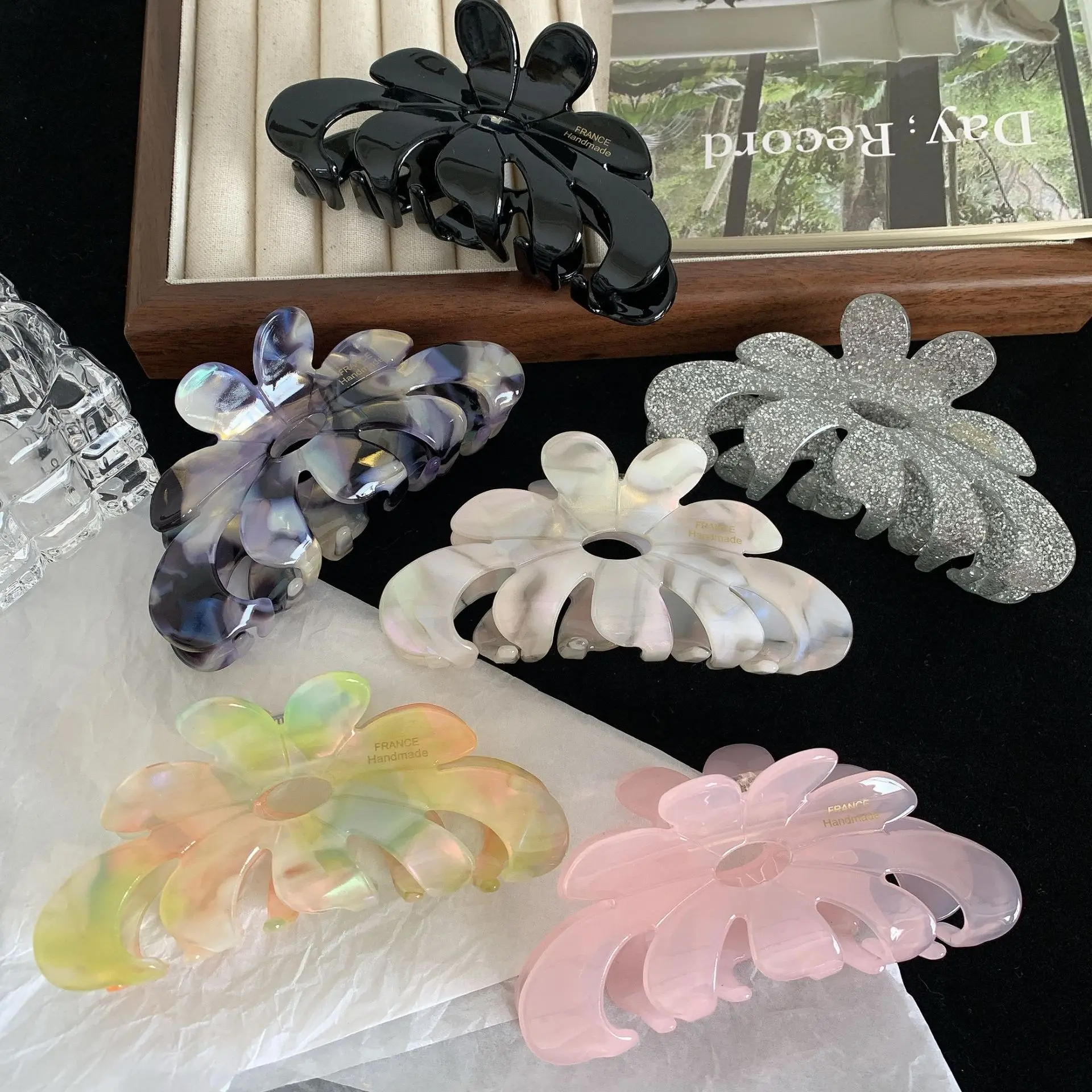 DuoShang French Retro Colored Flower Acetate Hair Claw Light Luxury Claw Clip Crab Hair Clip for Women Headwear Hair Accessories