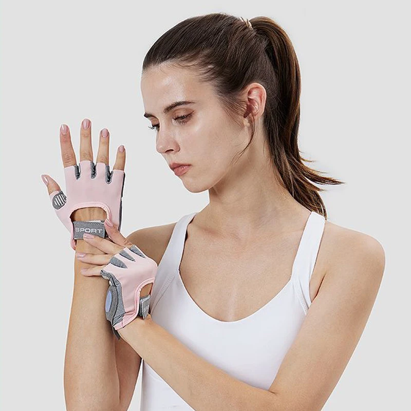 Soft Half Fingers Sports Fitness Gloves Non-slip And Durable Suitable For Weightlifting Strength Training Fitness sport gloves 1 Pair