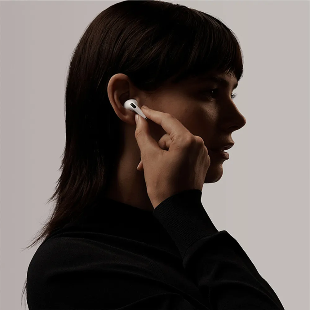 Apple AirPods Pro 2nd Generation USB-C MagSafe Wireless Charging Case Active Noise Cancelling Wireless Bluetooth Earphone