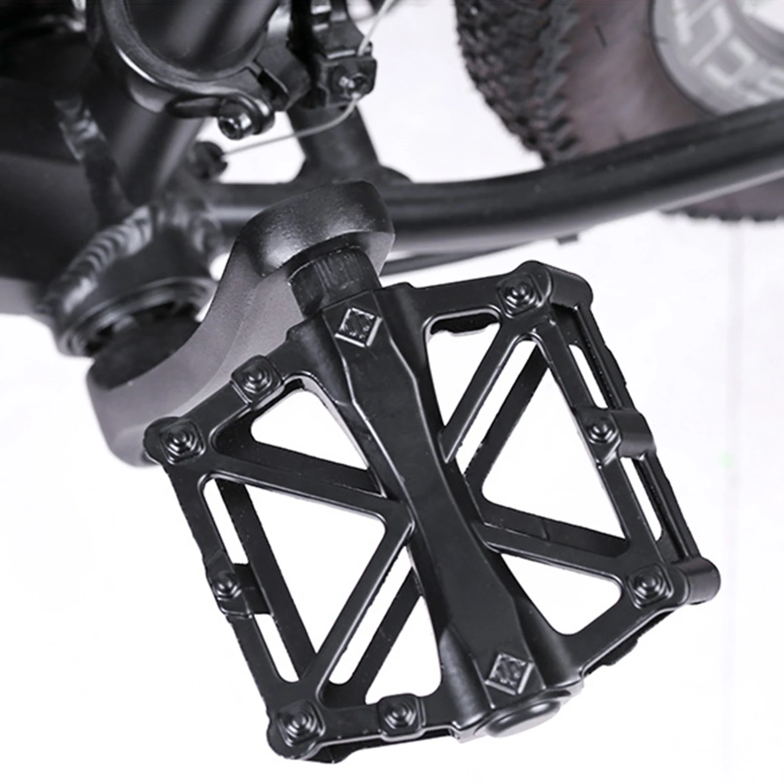 Universelle Mountainbike-Pedale, spart Aufwand, rutschfeste Fahrradlagerpedale, langlebige, ultraleichte Pedale aus Aluminiumlegierung, faltbar – Detail 5