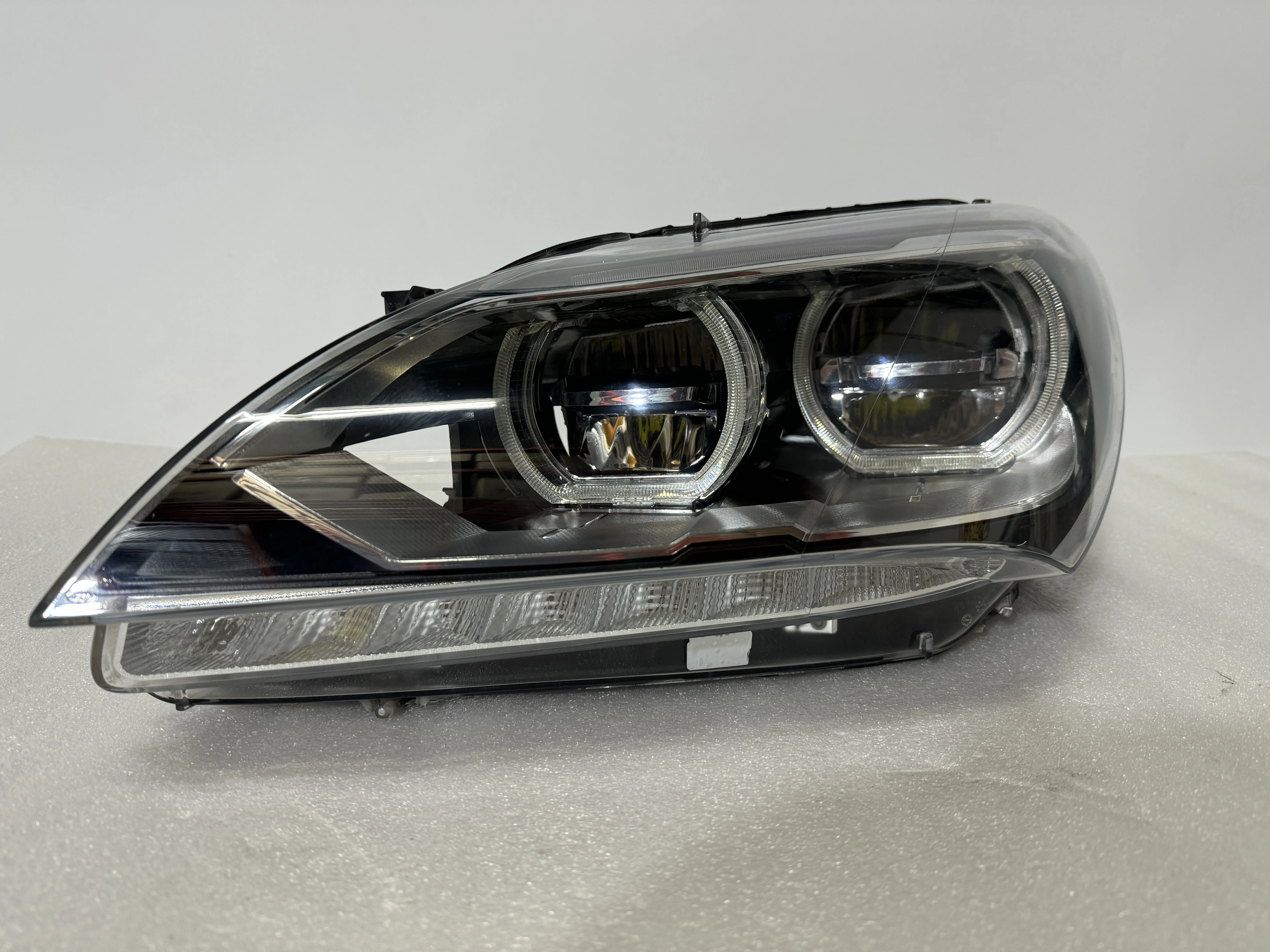 

Подходит для BMW 6 передние фары 2011-2013 F06 F12 F13 полный светодиодный головные лампы половина сборки Plug And Play обновленная фара