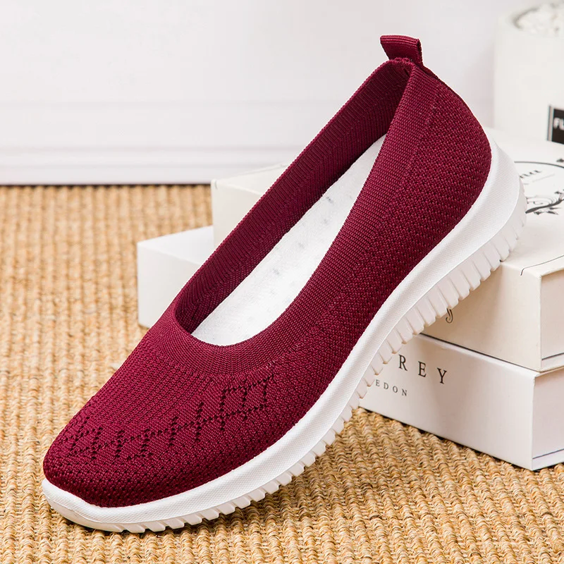 2024 Summer New Women's Flat Knitted Shoes Middle and Elderly Mom Walking Shoes