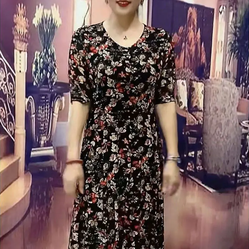 Vintage Floral V-Neck A-Line Dress - Women's Casual Summer Half Sleeve