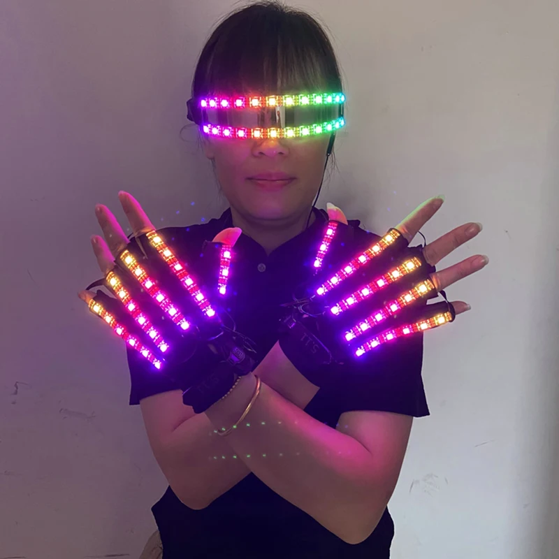 Illuminated Apparel Kids LED Light Up Flashing Gloves For Halloween Party Festival (4-7 Years