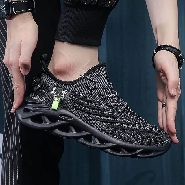 Black Running Jogging Shoes Casual Sneakers White Outdoor Breathable Mesh Shoes Men Light Shock-absorption Sports Shoes 1