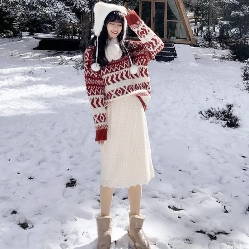 

New versatile autumn and winter sweater Christmas Eve round neck loose thickened lazy Christmas red sweater