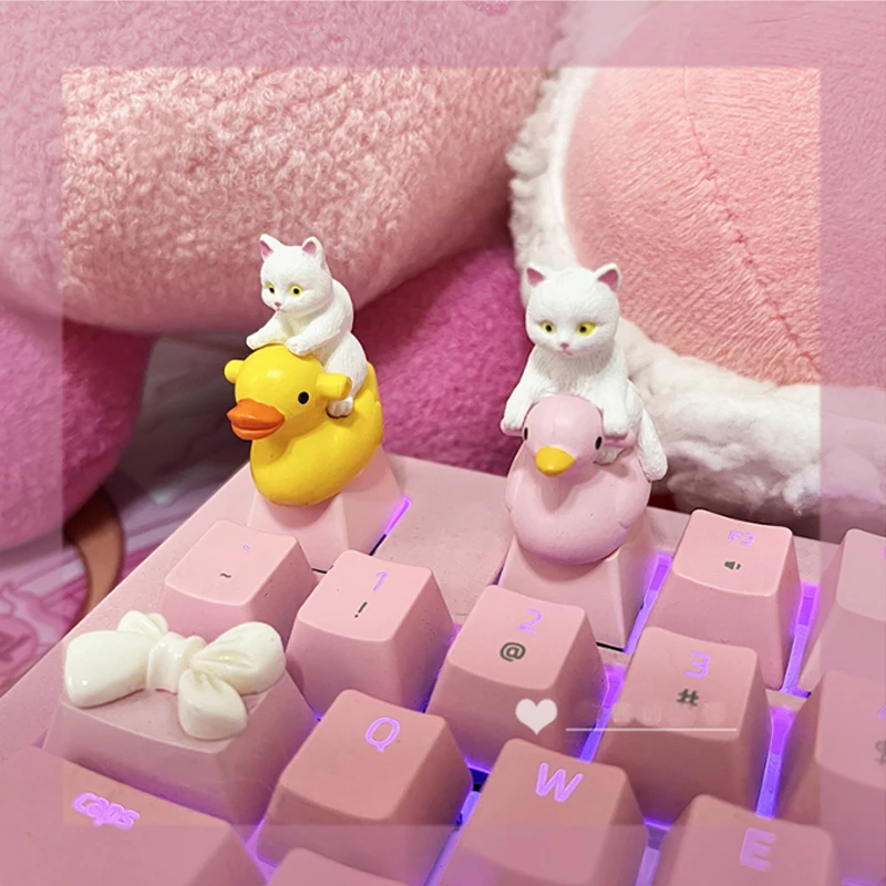 

Personalized Mechanical Keyboard Keycap Stereo R4 ESC Cartoon Pink Cute Duck Cat Diy Punk Keycap Computer Button