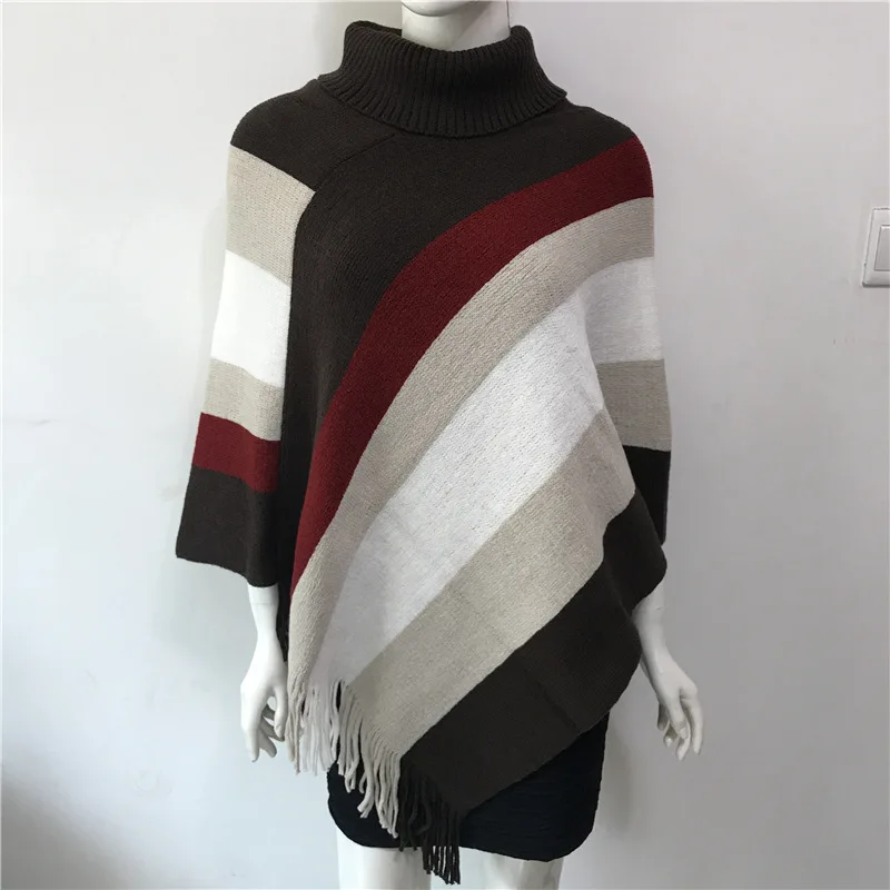 Рисунок 6 - Женская Асимметричная накидка с высоким воротником