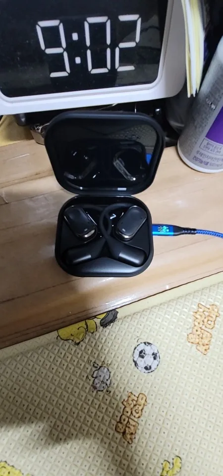 Open-Ear Bluetooth Earbuds That Keep You Connected