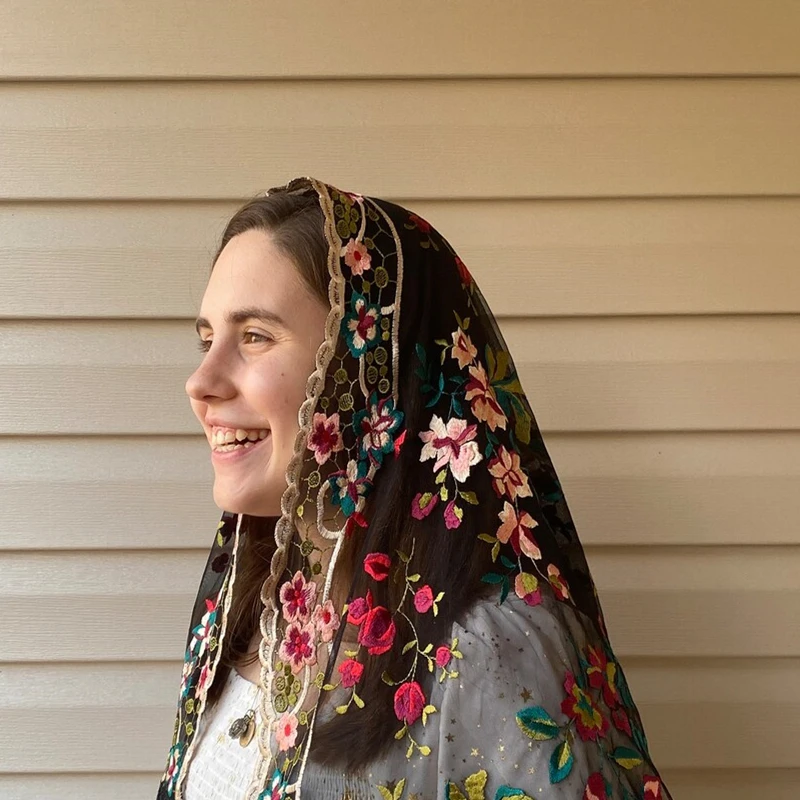 Embroidered Floral Mantilla Latin Mass Church Veils Catholic Chapel Women White Black Lace Trim Pink Red Flowers Tulle Vintage
