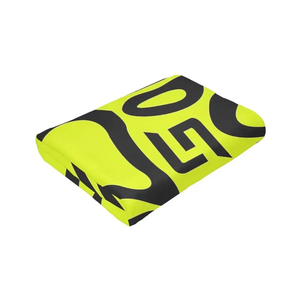 Description Picture 3 of itemF1 2024 - Lando Norris Blankets Soft Warm Flannel Throw Blanket Bedding for Bed Living room Picnic Travel Home Sofa