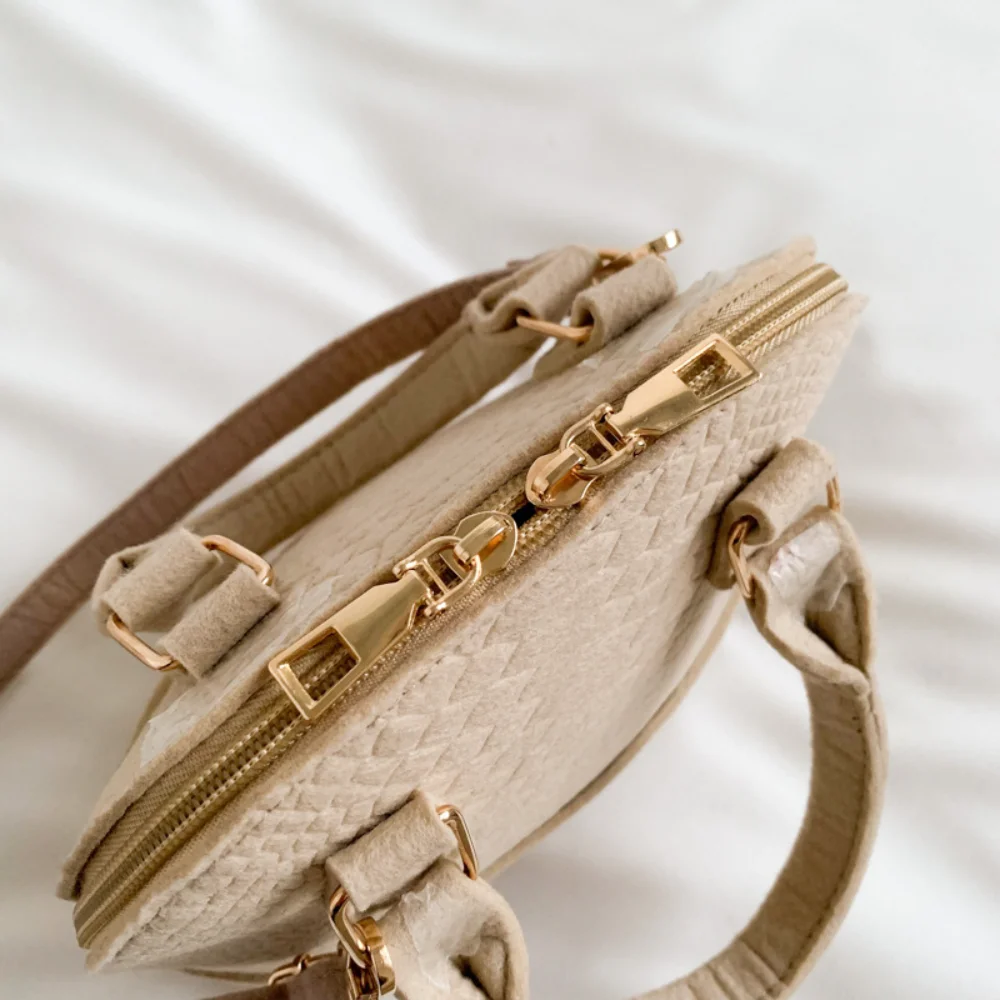 Felt Vintage Ladies Handbag Shoulder Bag Crossbody Bag Women Crocodile Pattern Shell Shape Simple Casual Commuter