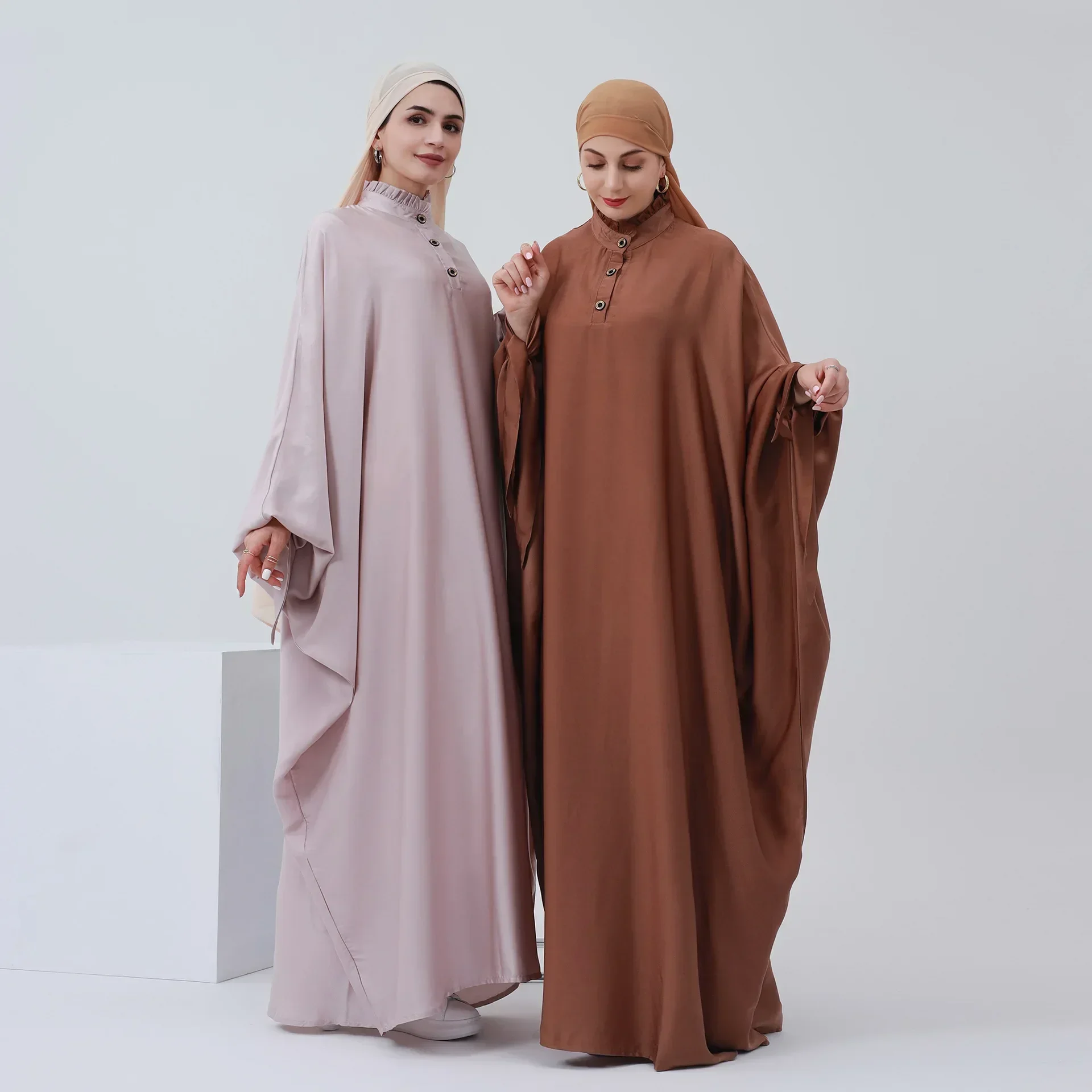 Muslim Abaya Dress Dubai Luxury Bat Sleeves Saudi African Dresses for Woman Abayas Islamic Clothing Kaftan Robe Arab Vestidos