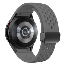 Magnetic Buckle Silicone Strap with No Gaps Bracelet Design for Watch 4 6 classic (Space grey)