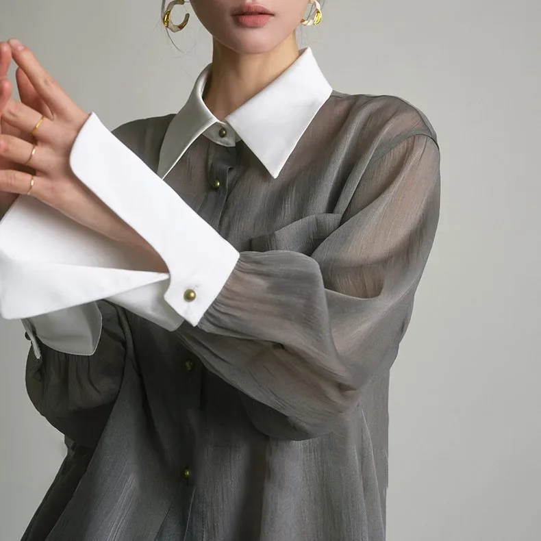 

2023 new sunscreen top temperament fragrant French fashion shirt grey retro loose shirt woman