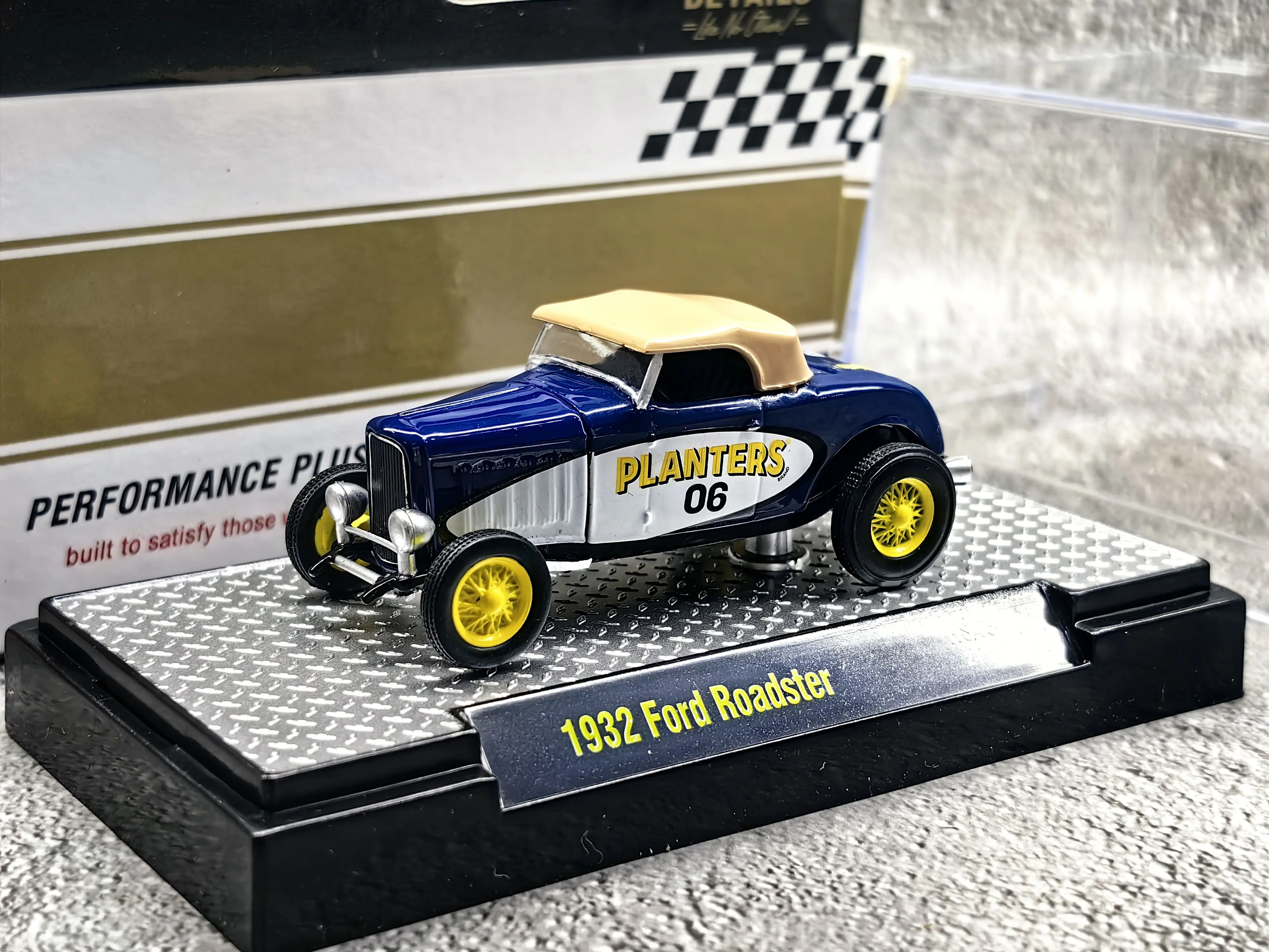 Diecast 1/64 Scale 164 M2 Machine 1932 Ford Roadster Simulation