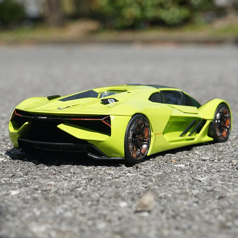 Bburago Metal Lamborghini Terzo Millennio Sports Car, Pack of 1, Green :  : Toys & Games