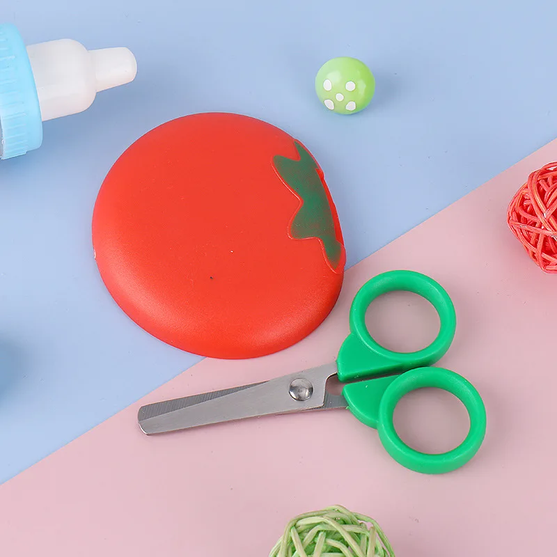 Soft Handle Scissors Portable Scissors Cutter Stationery Scissors Mini Children Fruit Scissor With Magnetic Sticker Fridge Magnet Carrot Strawberry Grape Banana Cute Small Safe Scissor Kids Gift